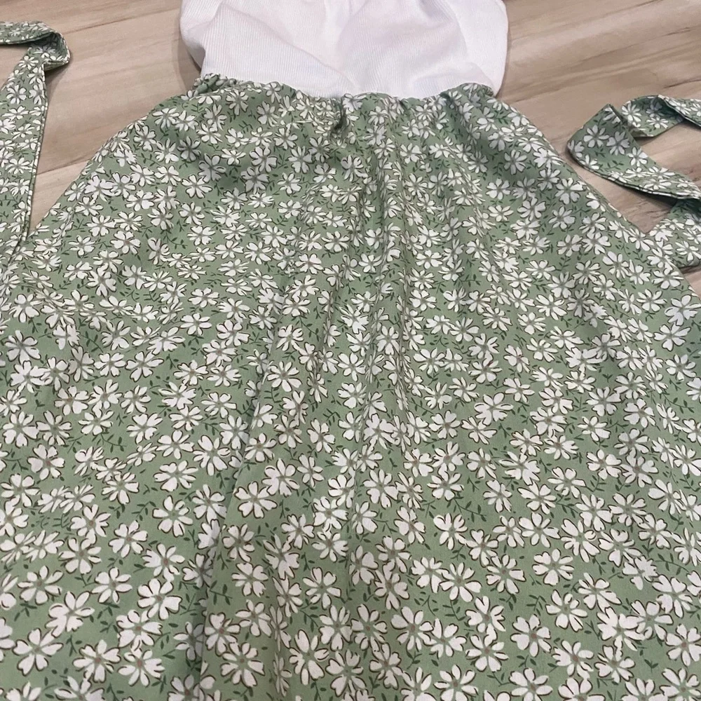 SHEIN Green Floral Mini Dress XS White Ruffle Strap Summer Daisy Tie Waist-259 - Picture 2 of 5
